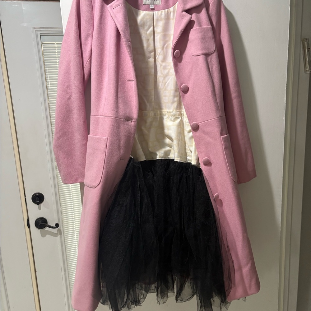 Elegant Pink Women's Trench Coat - Picture 2 of 4